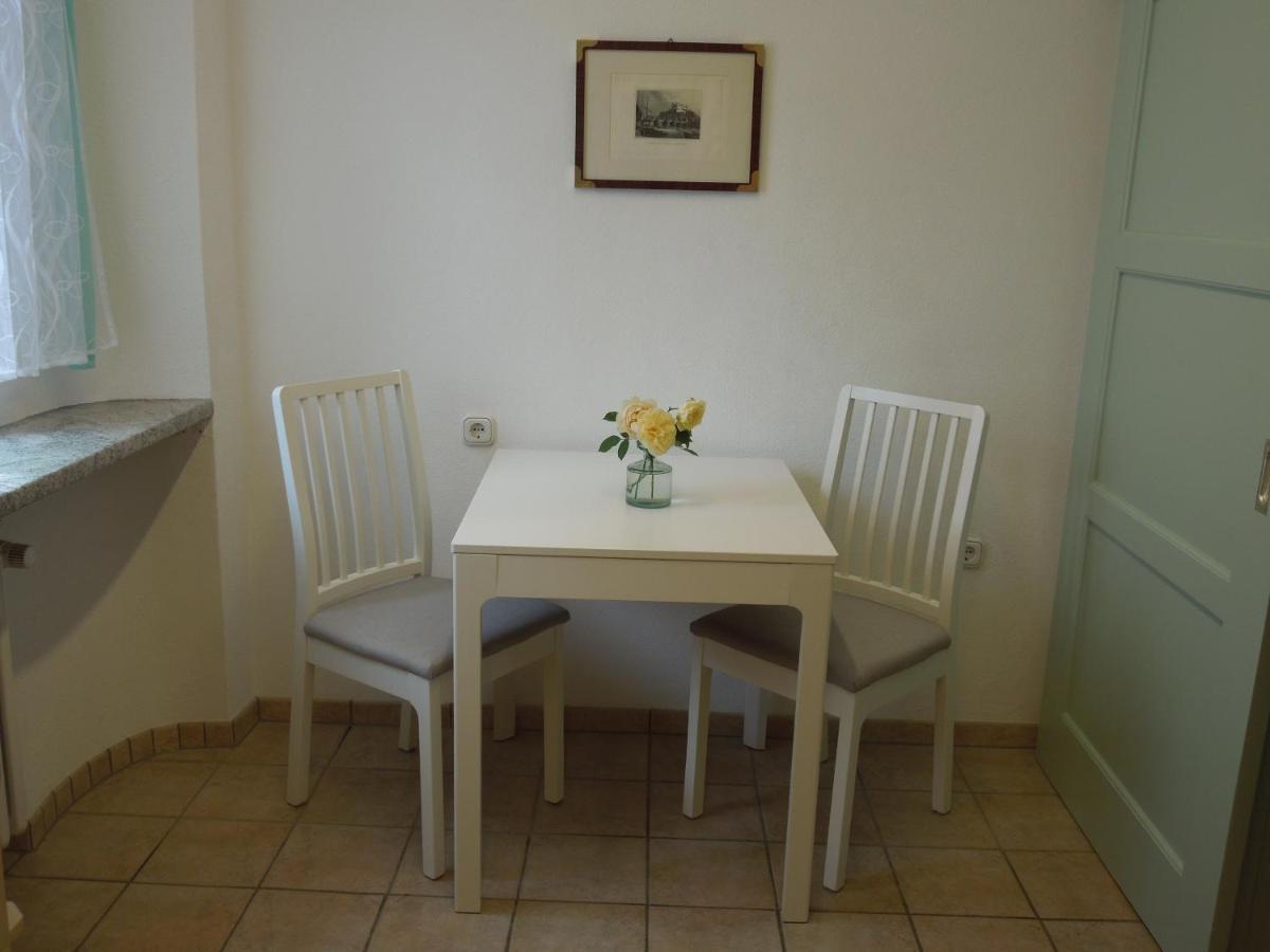 Alte Bahnhofstrasse 12 Appartement Karlstadt Buitenkant foto